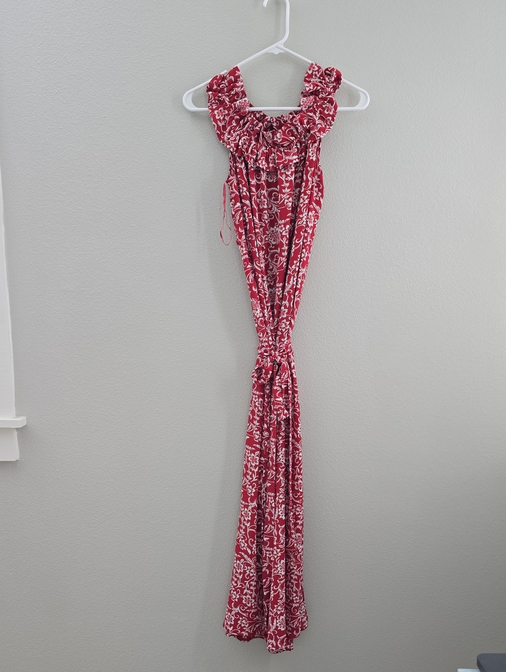 9/28 Sleeveless Red Floral Ruffled Maxi Dress